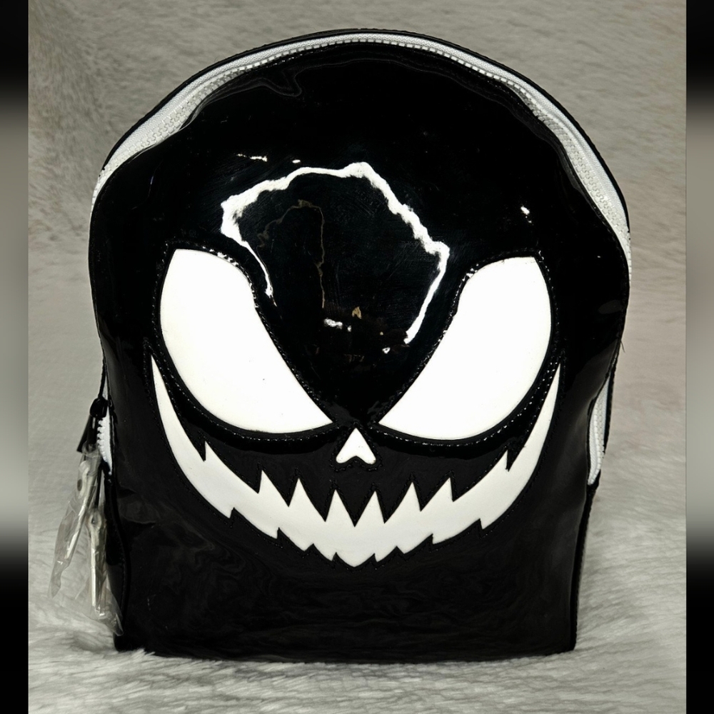 Jack-o-lantern Skeleton Black/White Medium Backpack